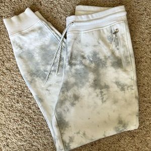 Old Navy Dynamic Fleece Joggers